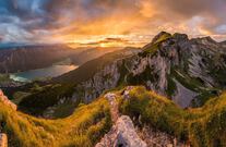 Abendstimmung in Rofan mit Blick auf den Achensee