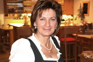 "Entspannen Sie in unserer Pension", Ihre Gastgeberin Elisabeth Niedrist